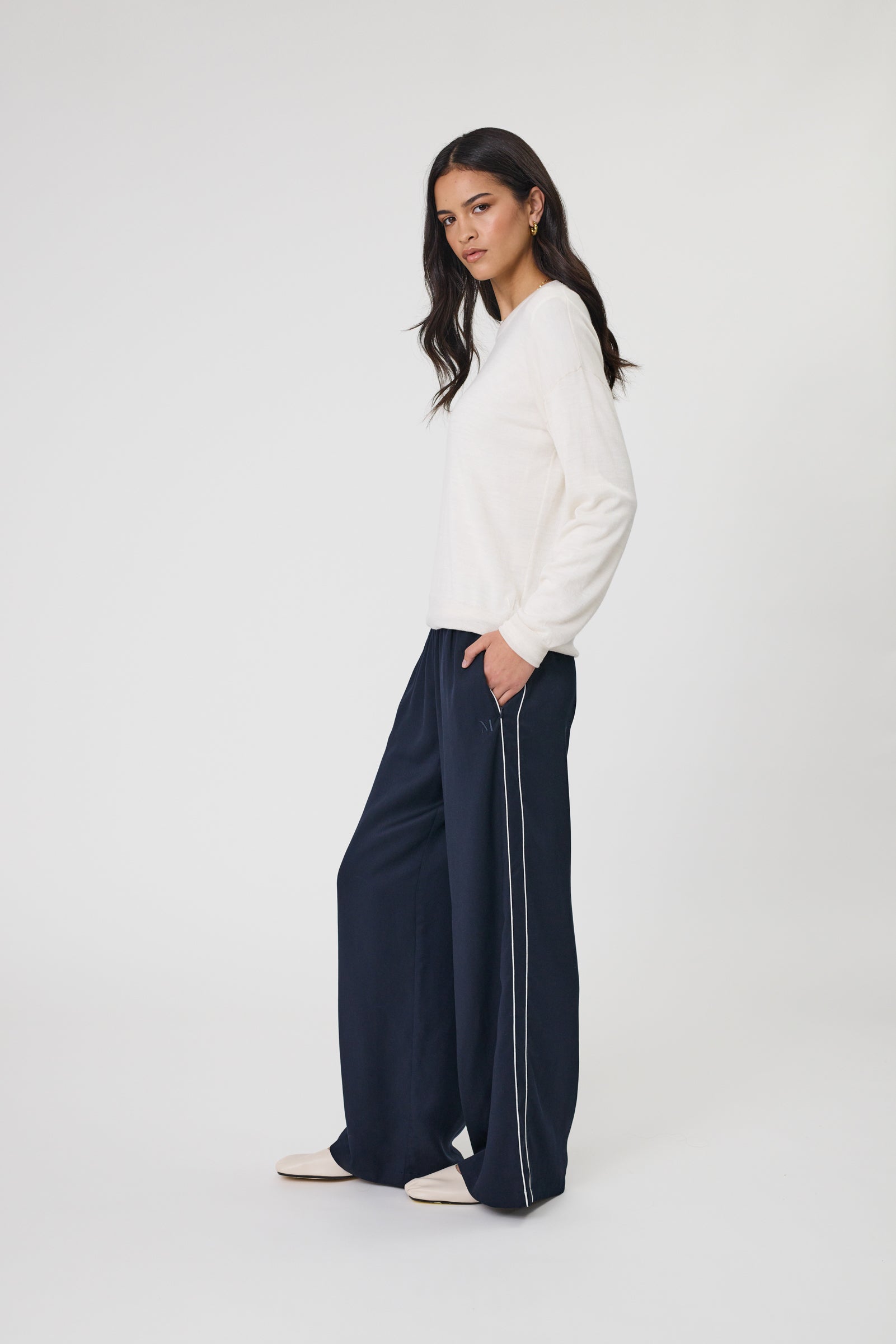 Marlow Alto Merino V-Neck - Ecru
