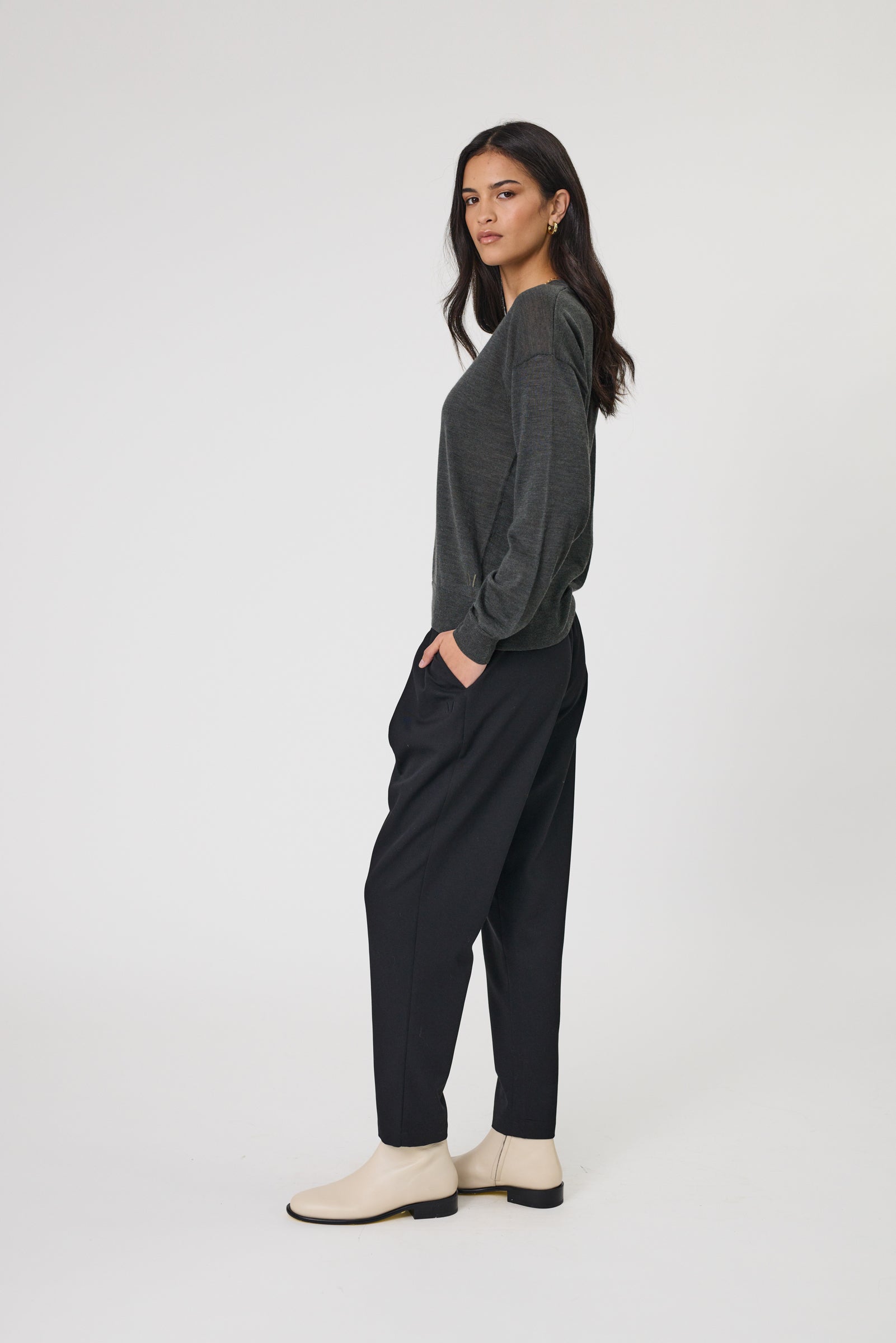 Marlow Alto Merino V-Neck - Moss