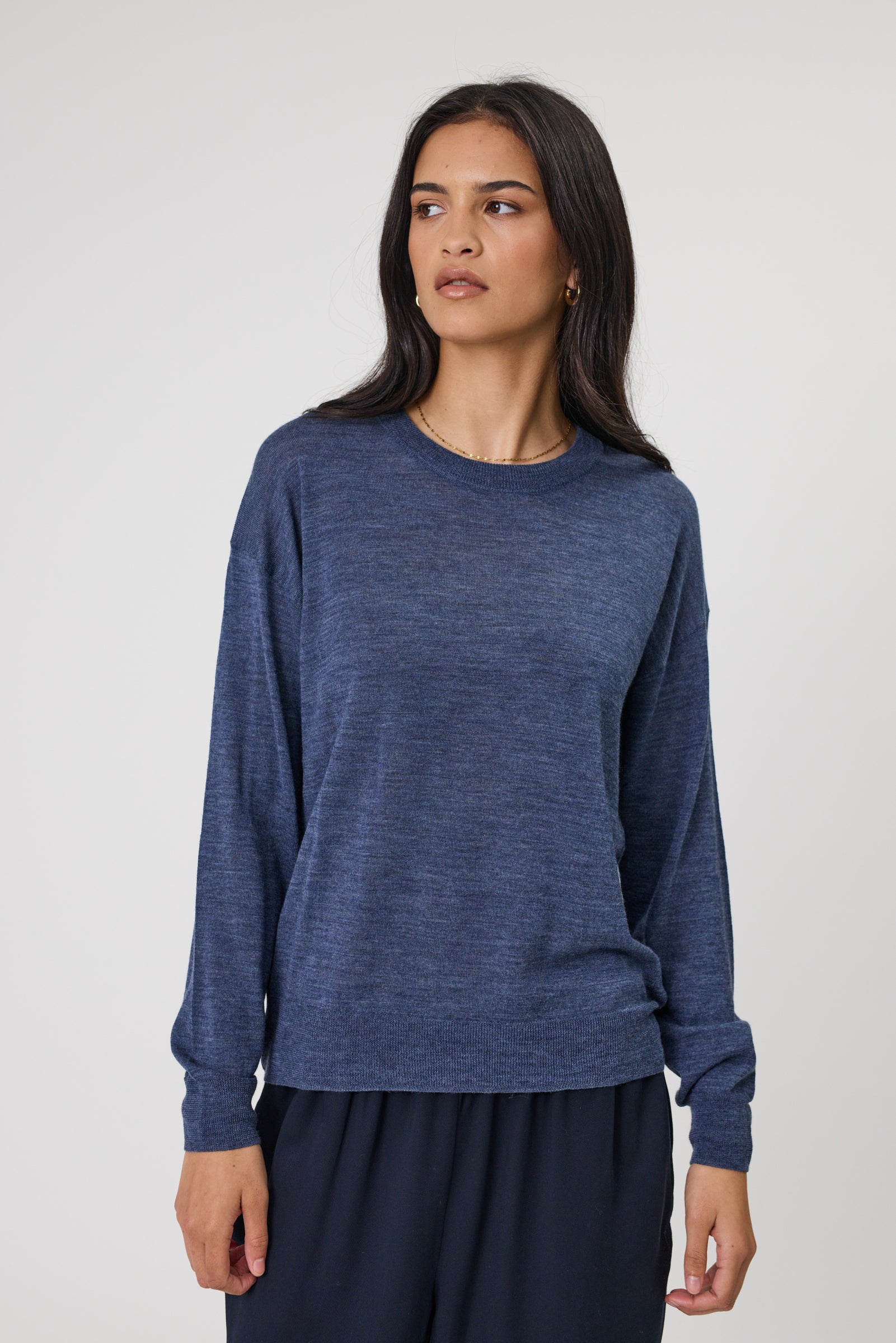 Marlow Alto Merino V-Neck -Space