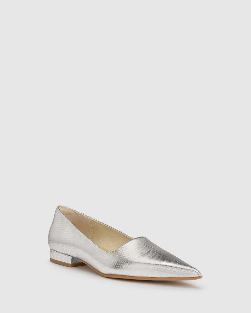 Chaos & Harmony Beatrix Flat - Silver Snake