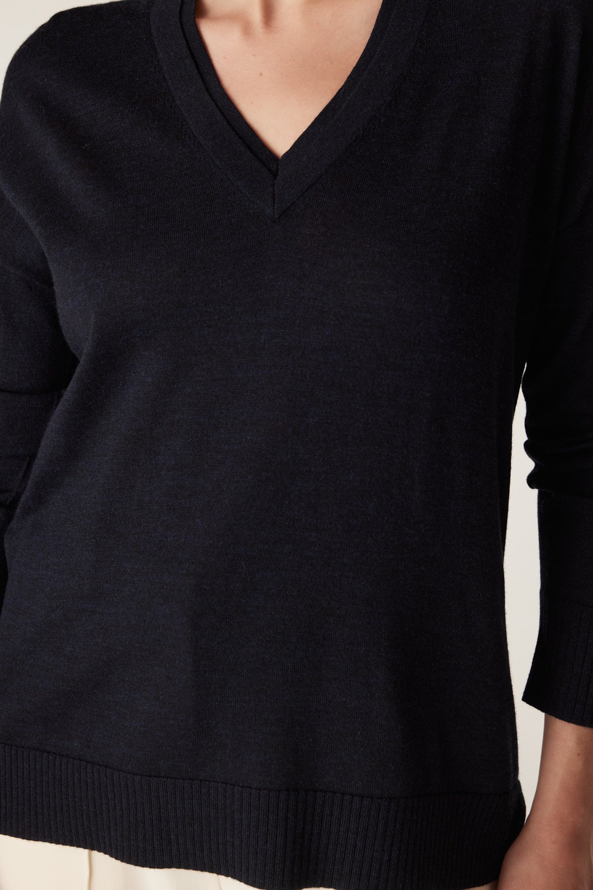 Cable The Saxon Fine Merino Jumper - Navy