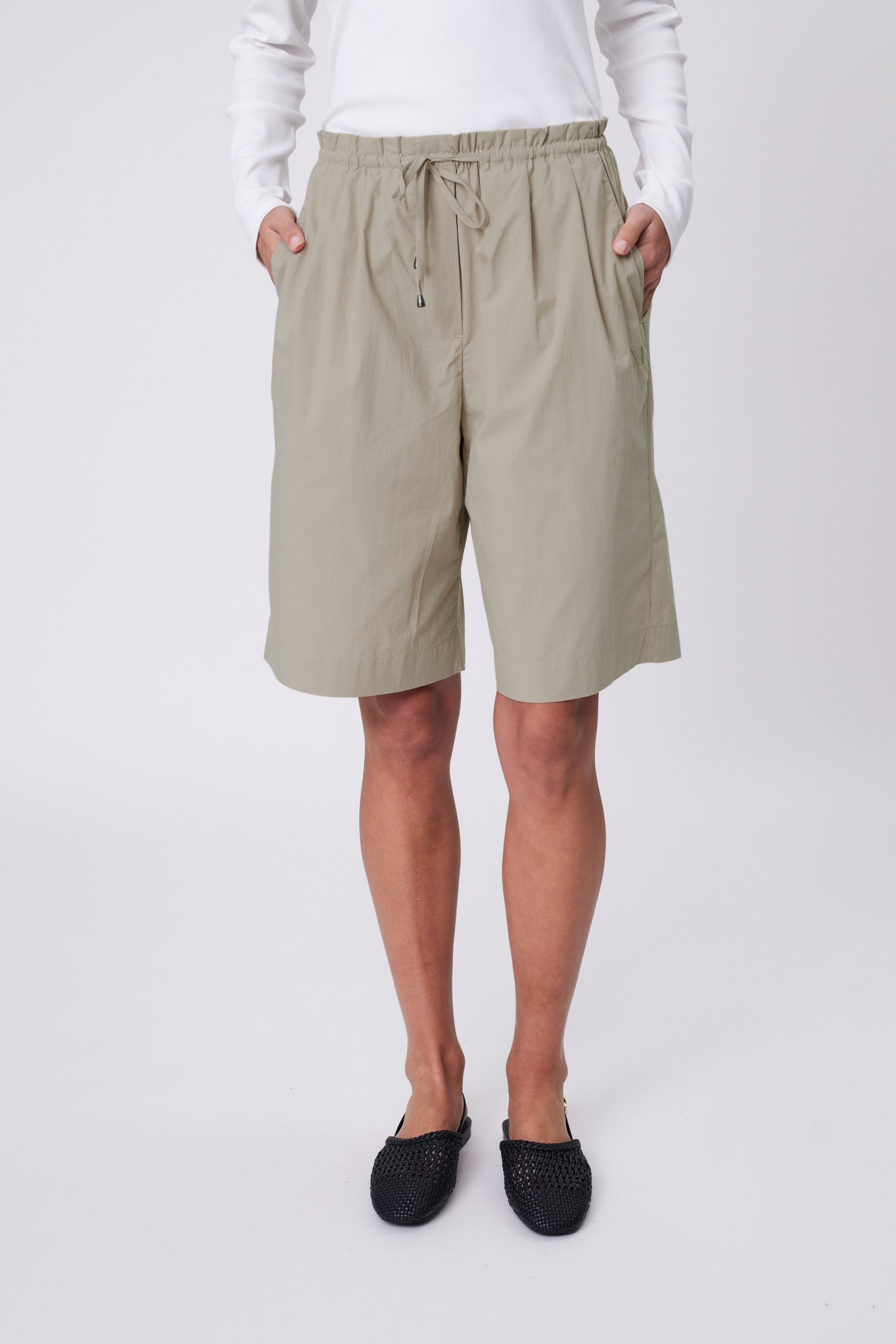 Cascade Longline Short - Hummus