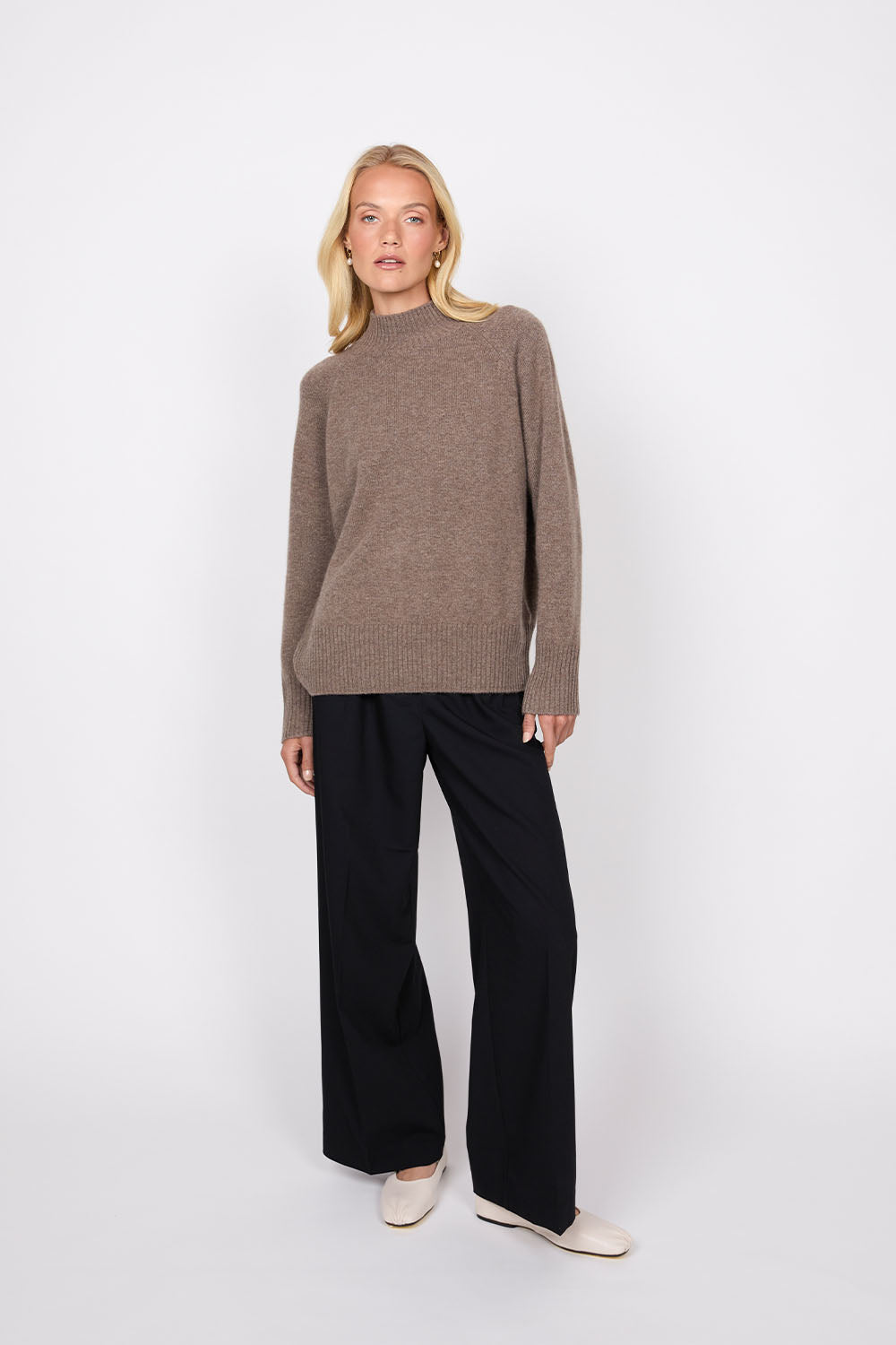 Marlow Cashmere Funnel Neck - Hazlenut