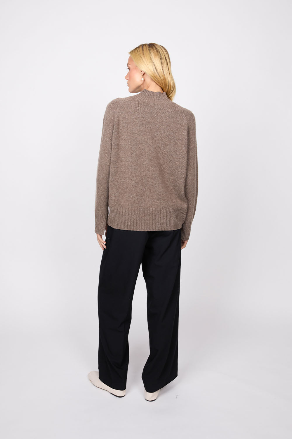 Marlow Cashmere Funnel Neck - Hazlenut