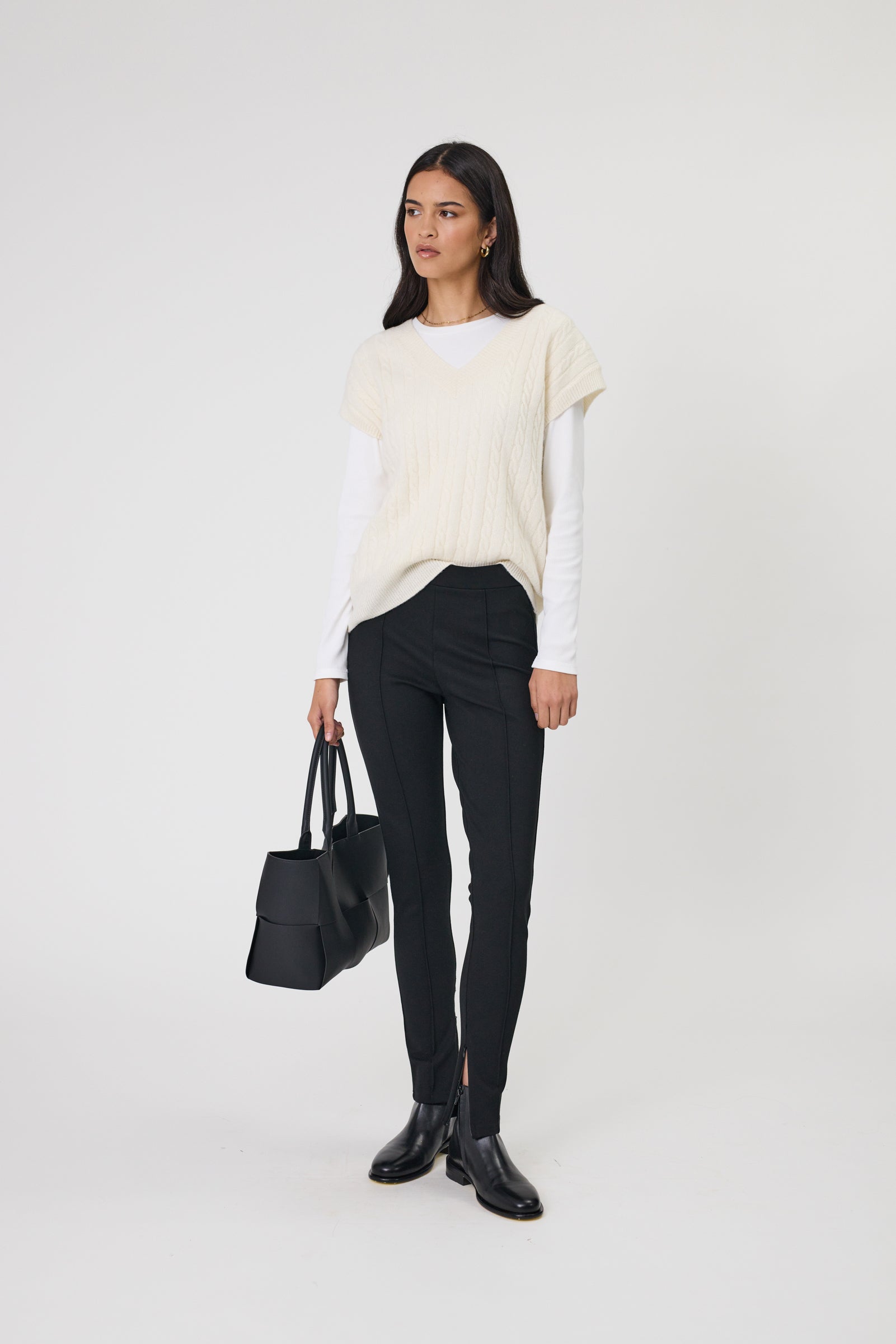 Marlow Copenhagen Cable Knit Crew - Ecru
