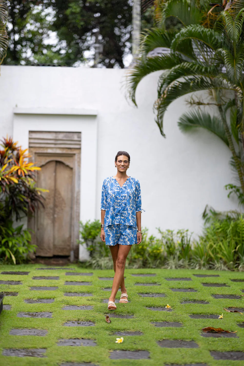Fleur Short - Blue/Stone
