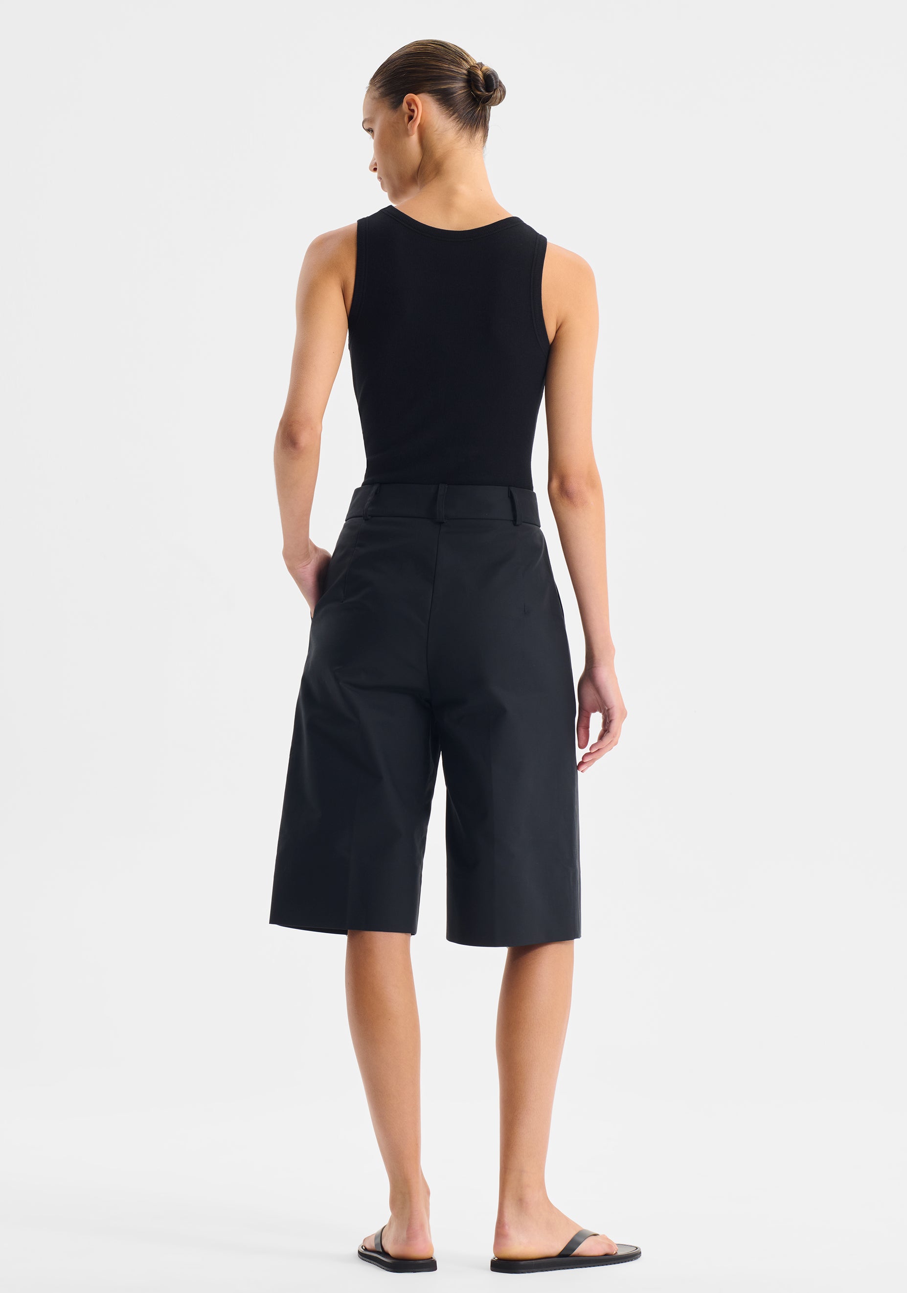 Morrison Elliot Bermuda Short - Black