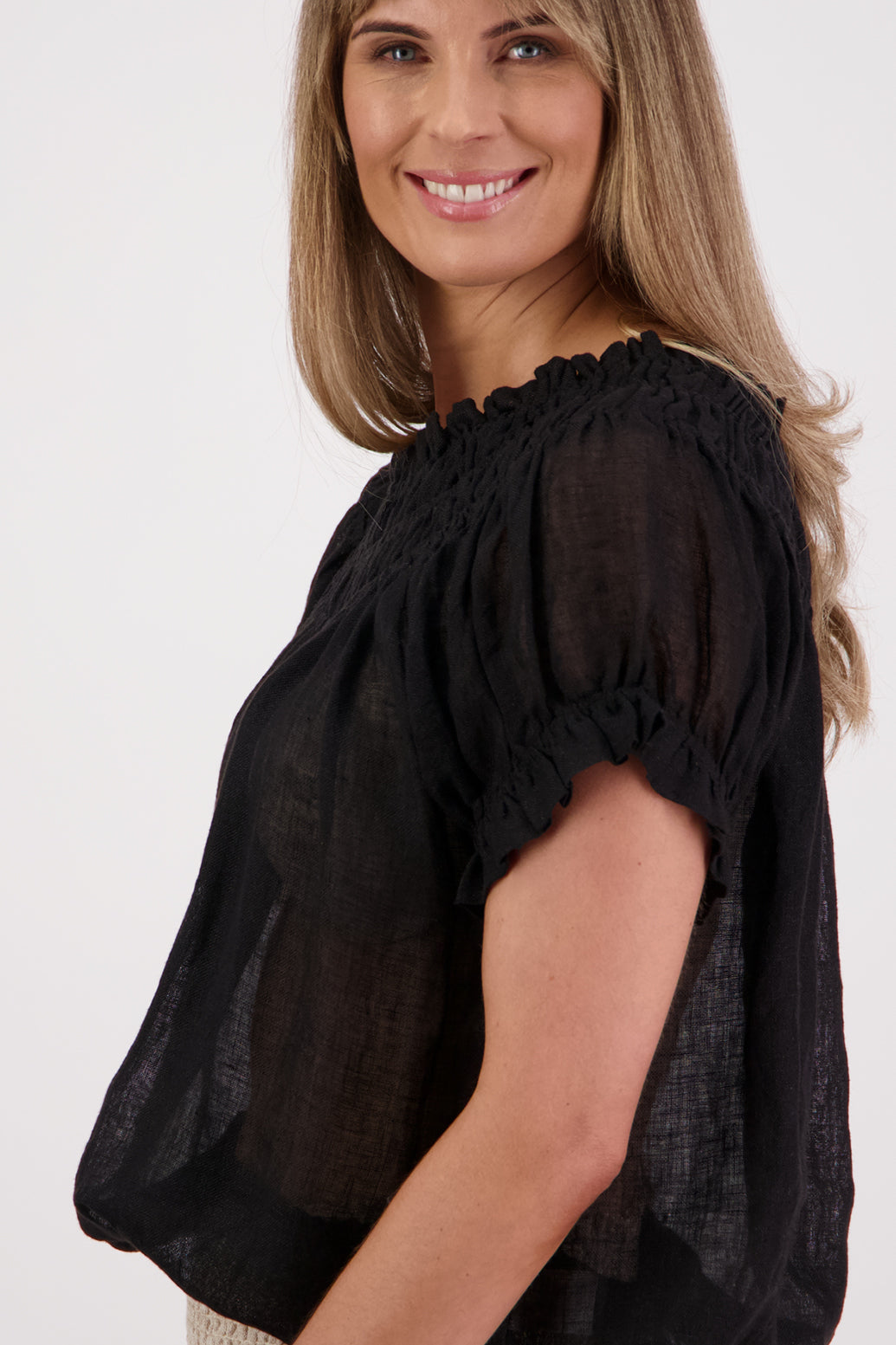 Briarwood Polly Linen Top - Black