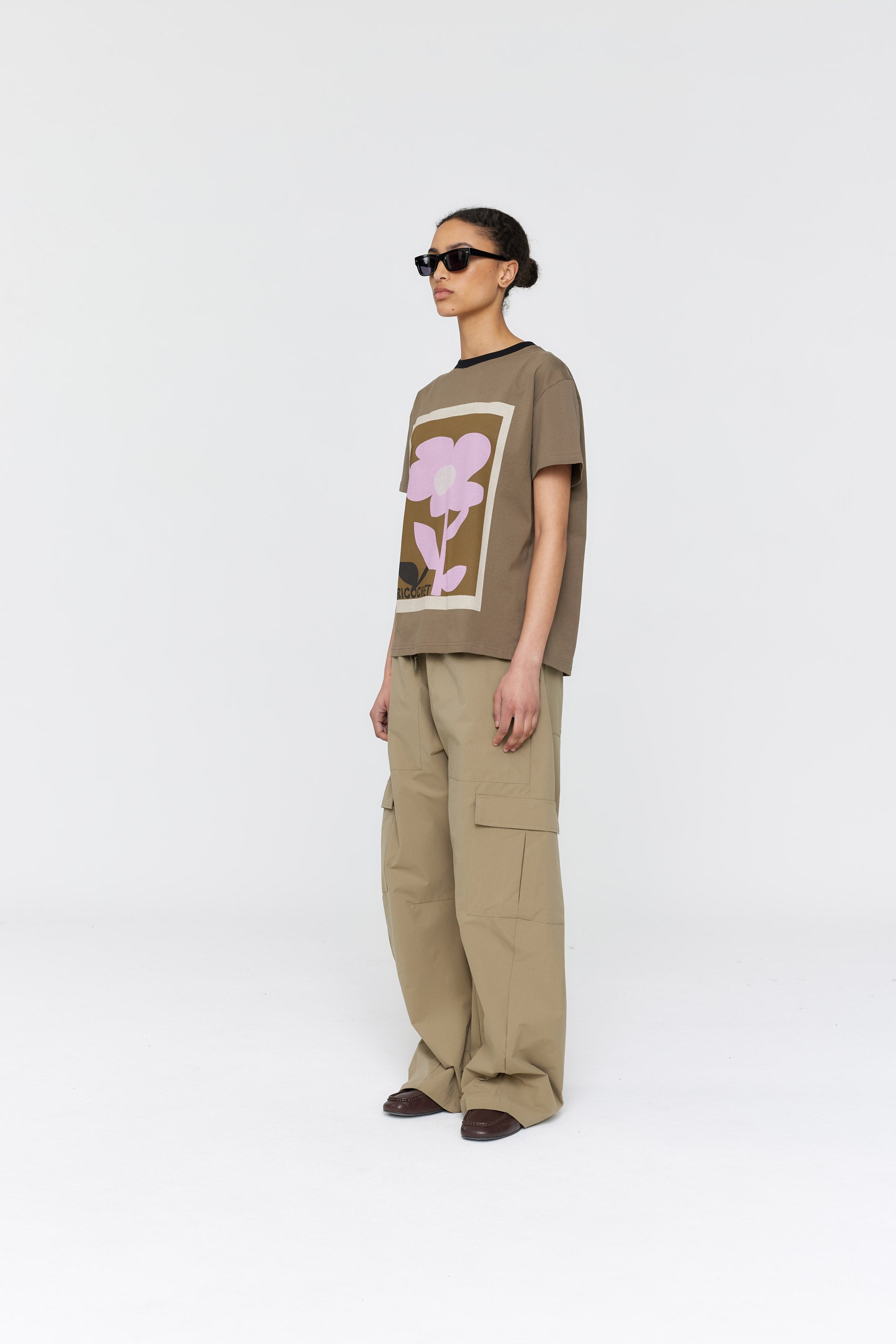 Aiden Tee - Deep Grey + Pink