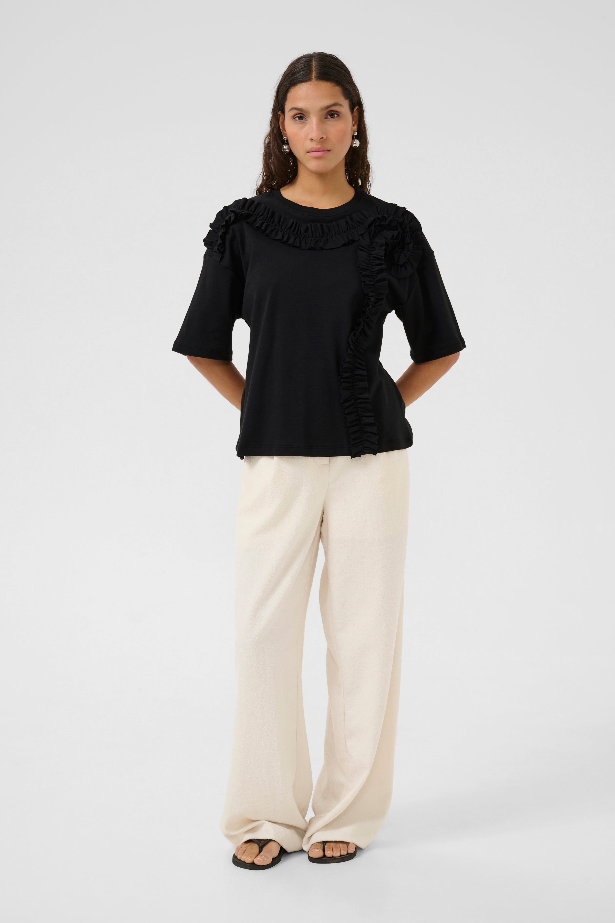 Vivian Tee - Black