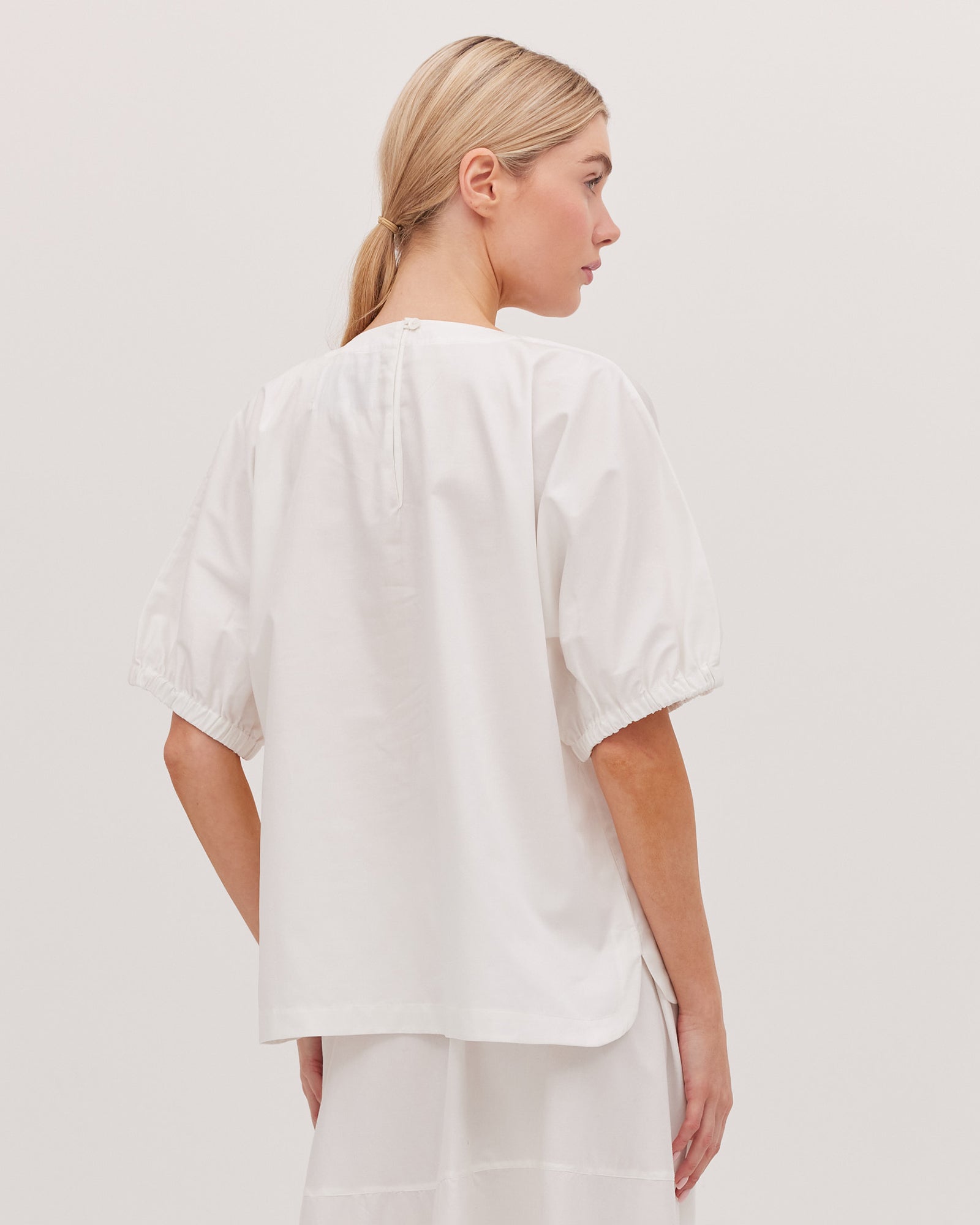 Cloth & Co The Gathered Sleeve Top - White