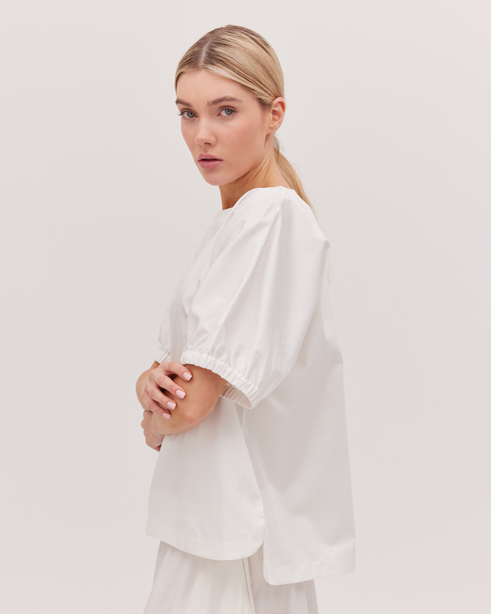 Cloth & Co The Gathered Sleeve Top - White