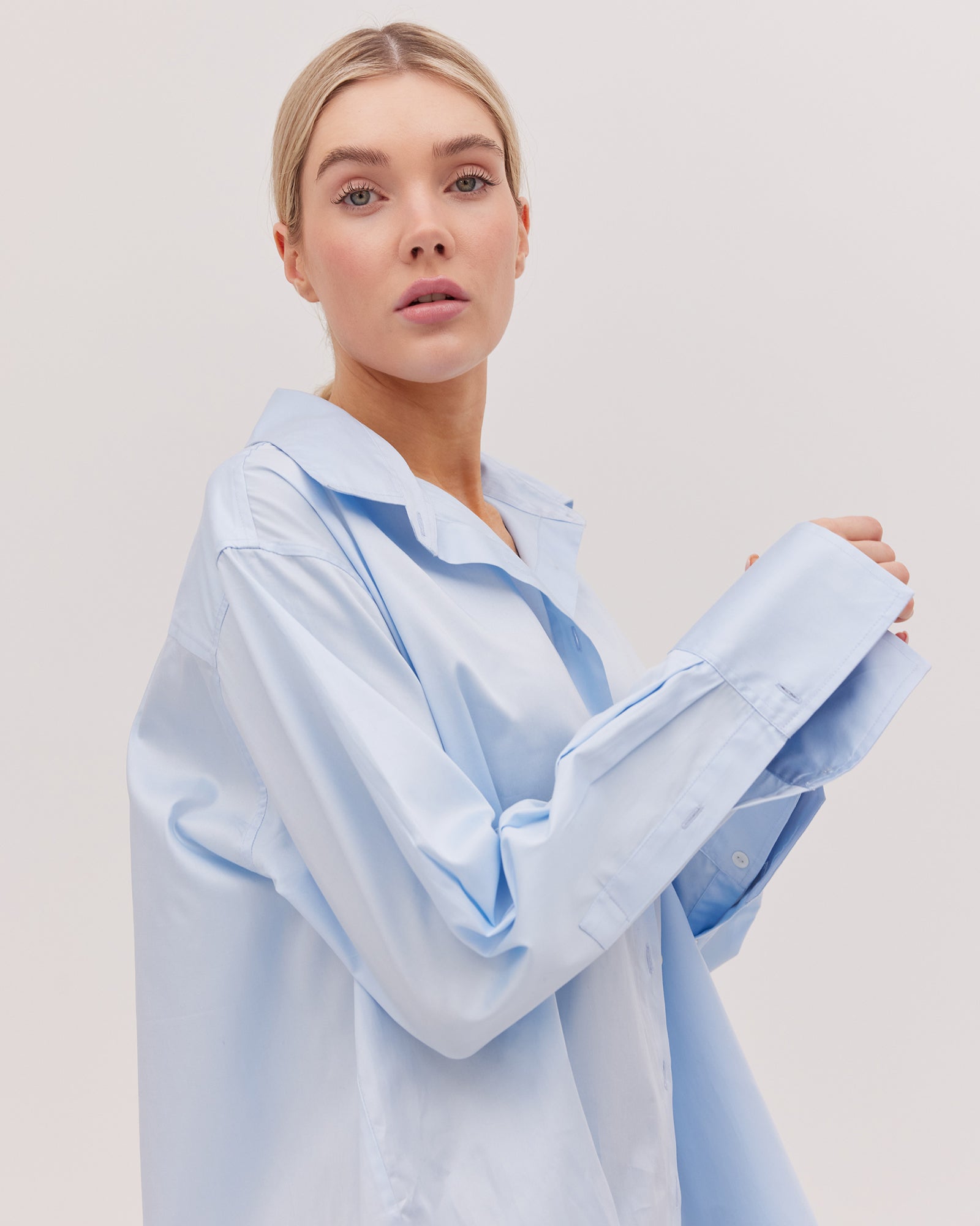 Cloth & Co The Split Back Shirt - Sky