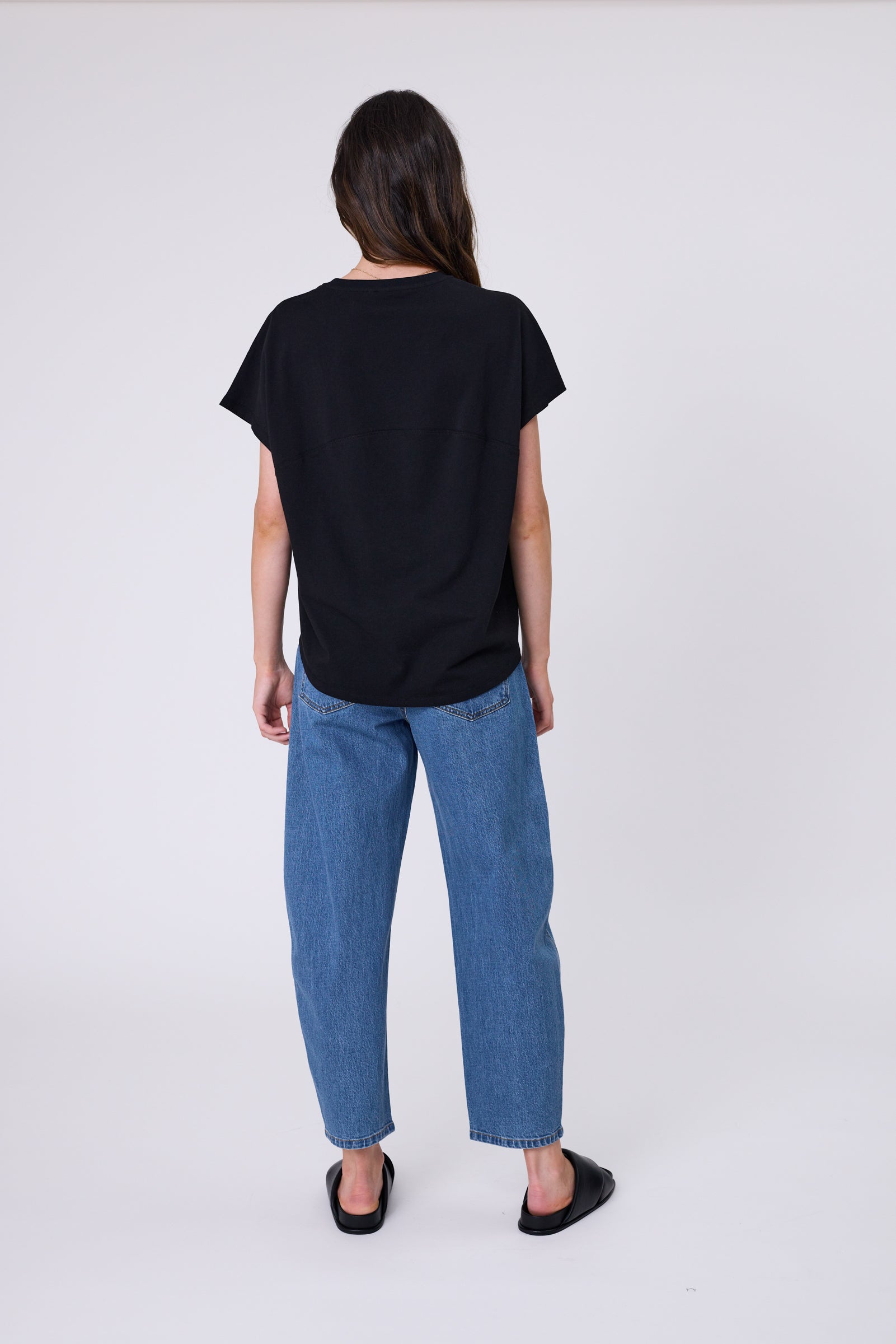 Barrel Tee - Black