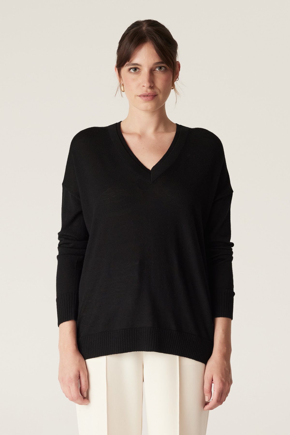 Cable The Saxon Fine Merino Jumper - Black