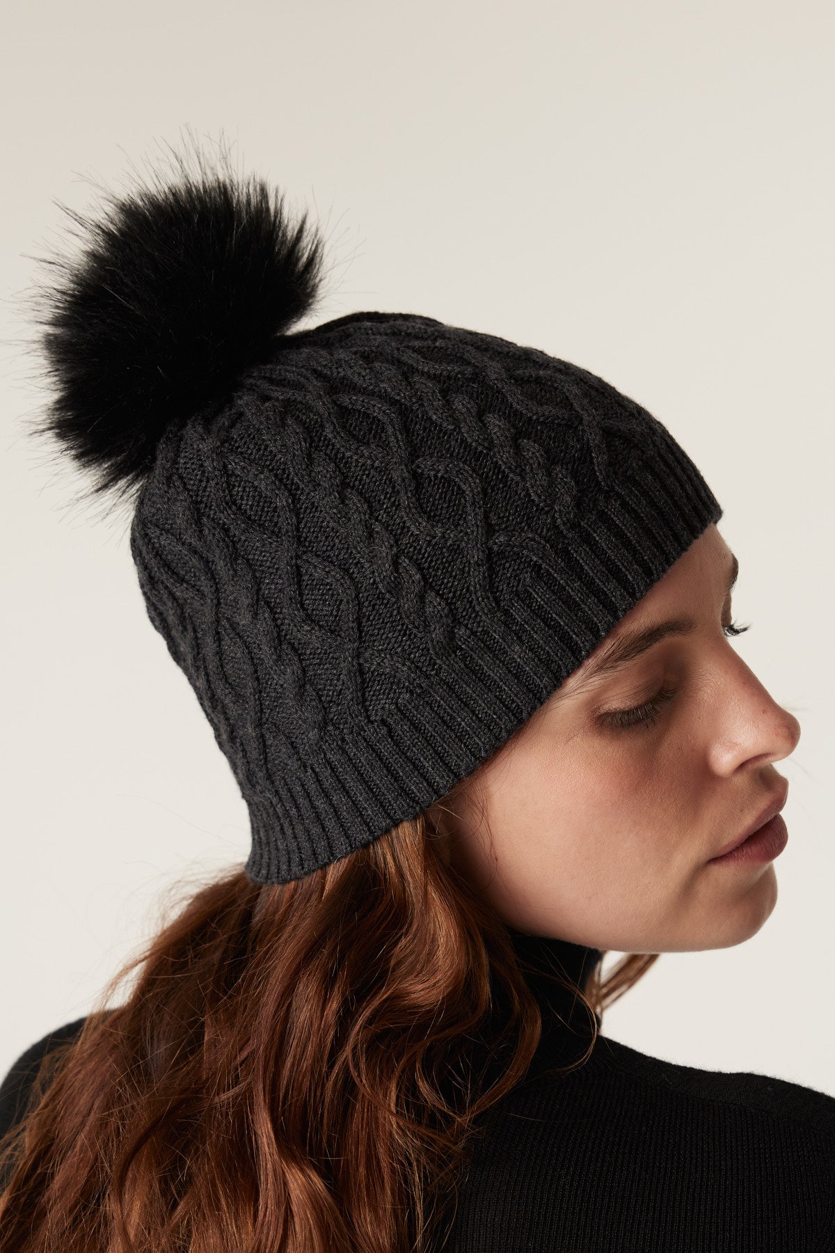 Cable Merino Beanie - Charcoal