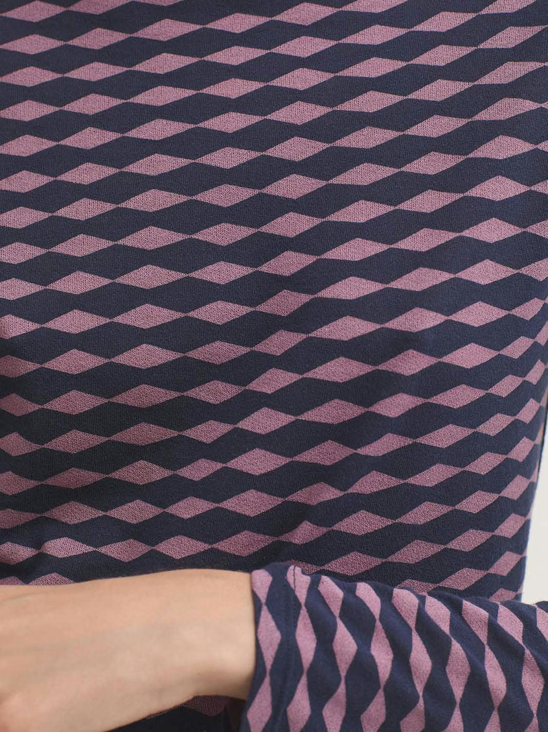 Geometric Diamond Top