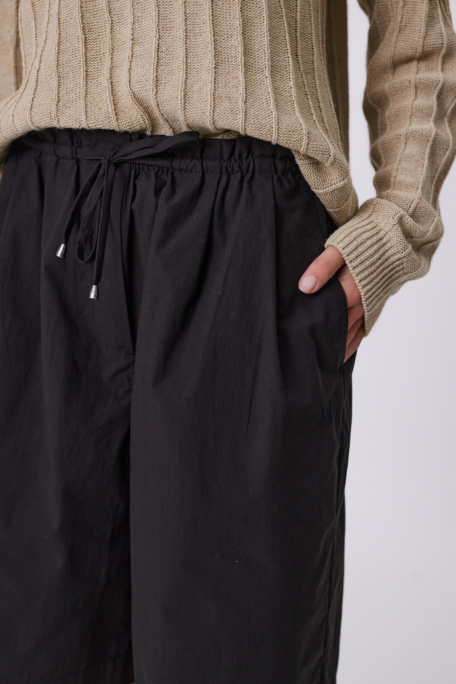 Marlow Cascade Longline Short - Black