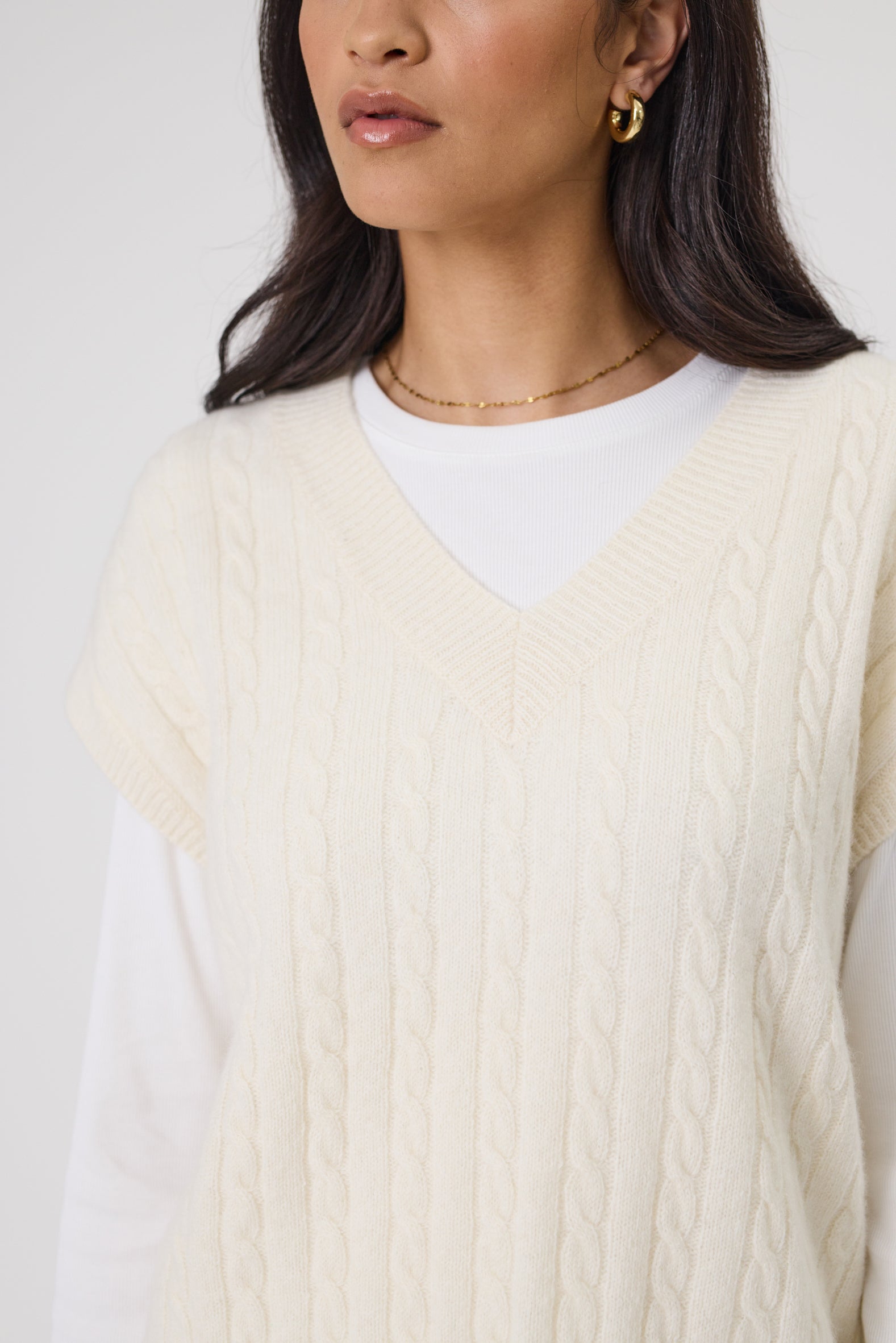 Marlow Copenhagen Cable Knit Vest - Ecru