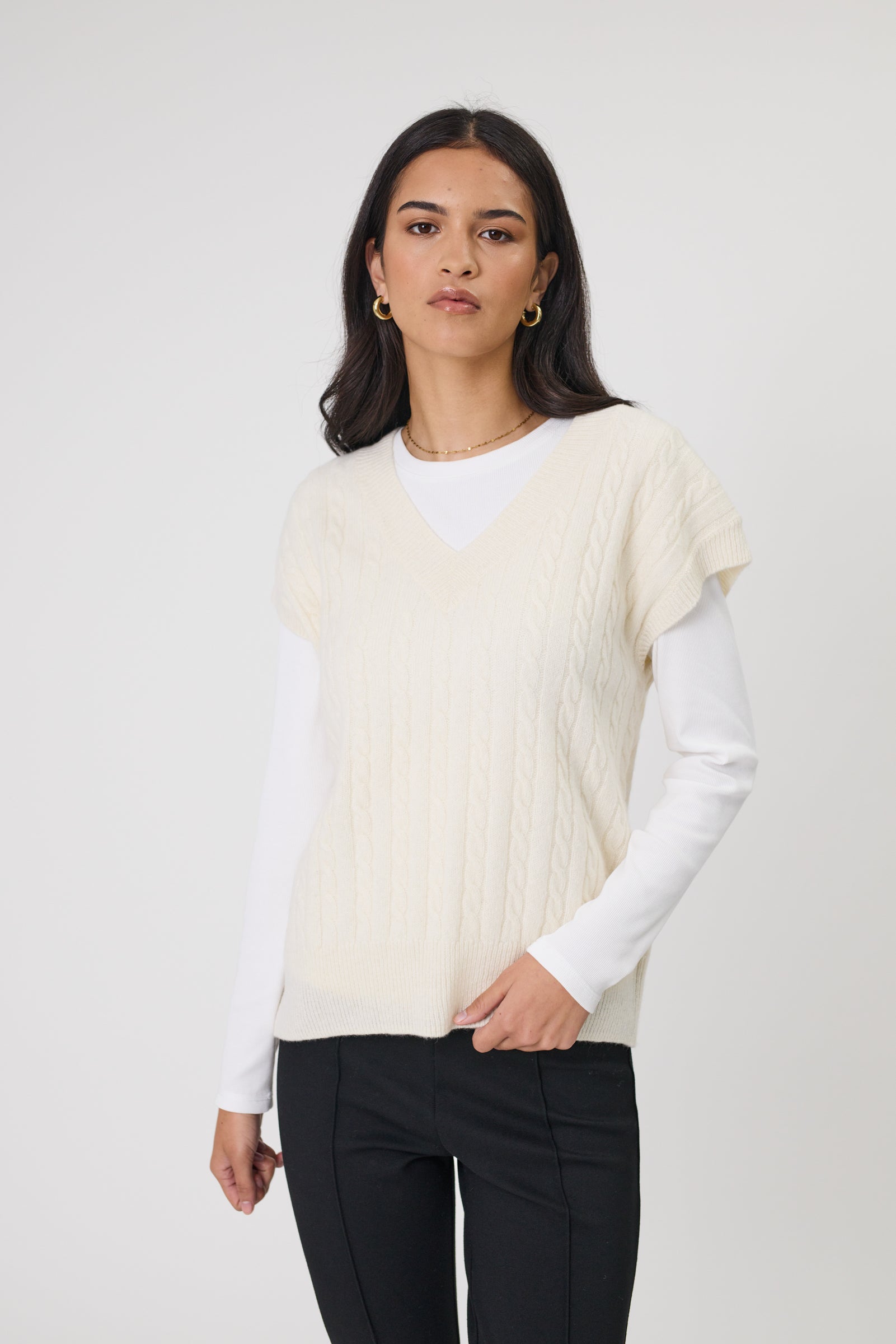 Marlow Copenhagen Cable Knit Vest - Ecru