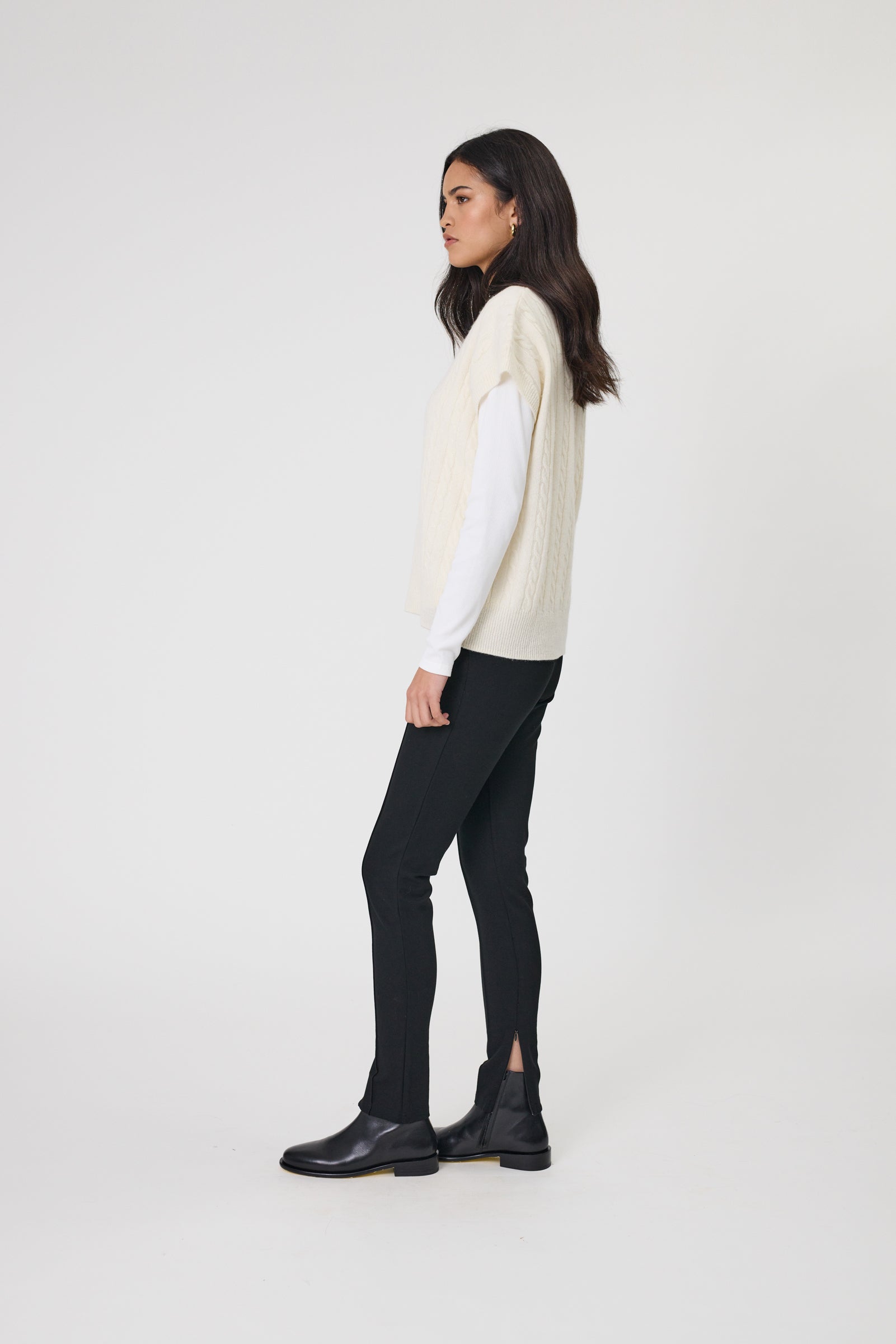 Marlow Copenhagen Cable Knit Crew - Ecru