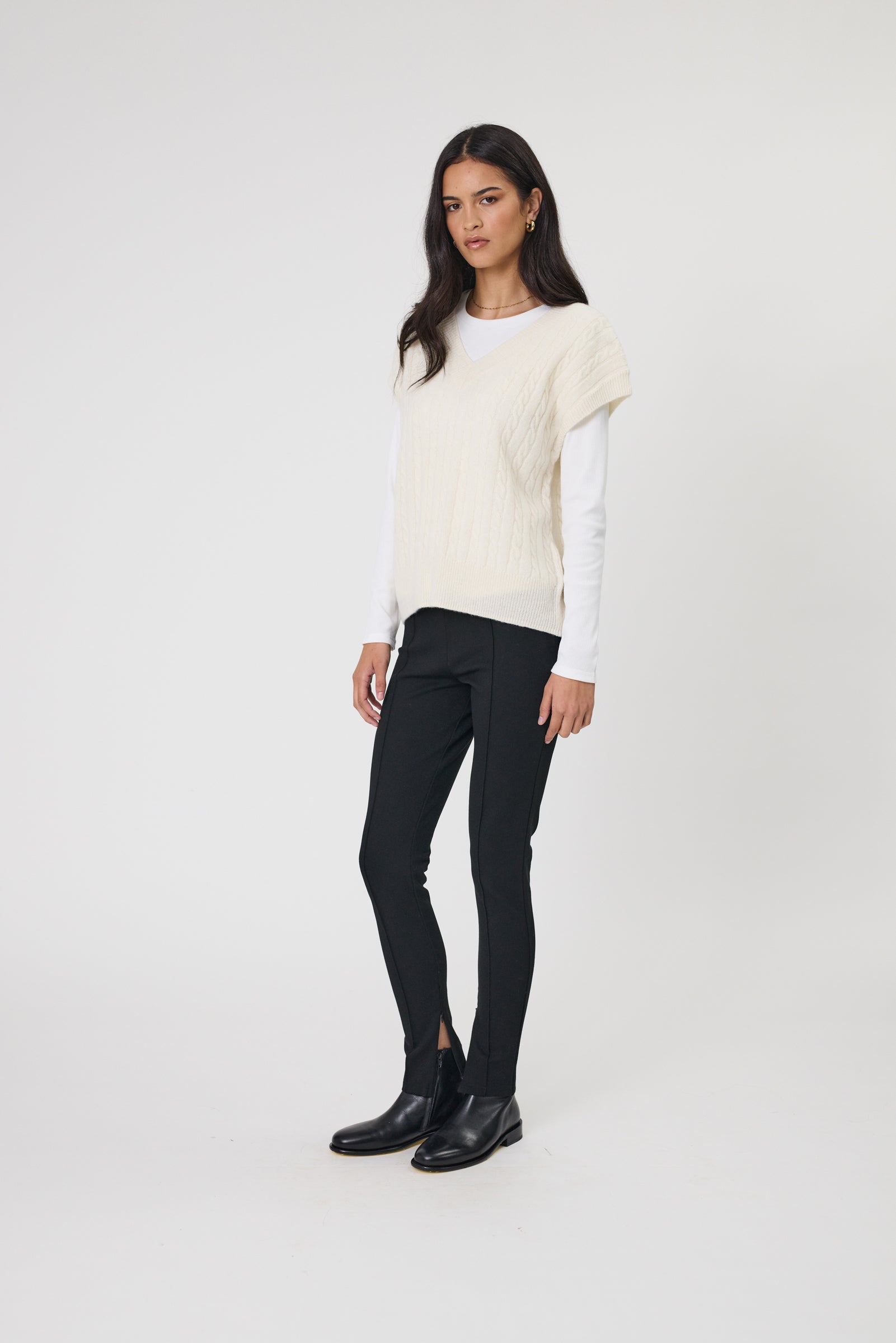 Marlow Copenhagen Cable Knit Vest - Ecru
