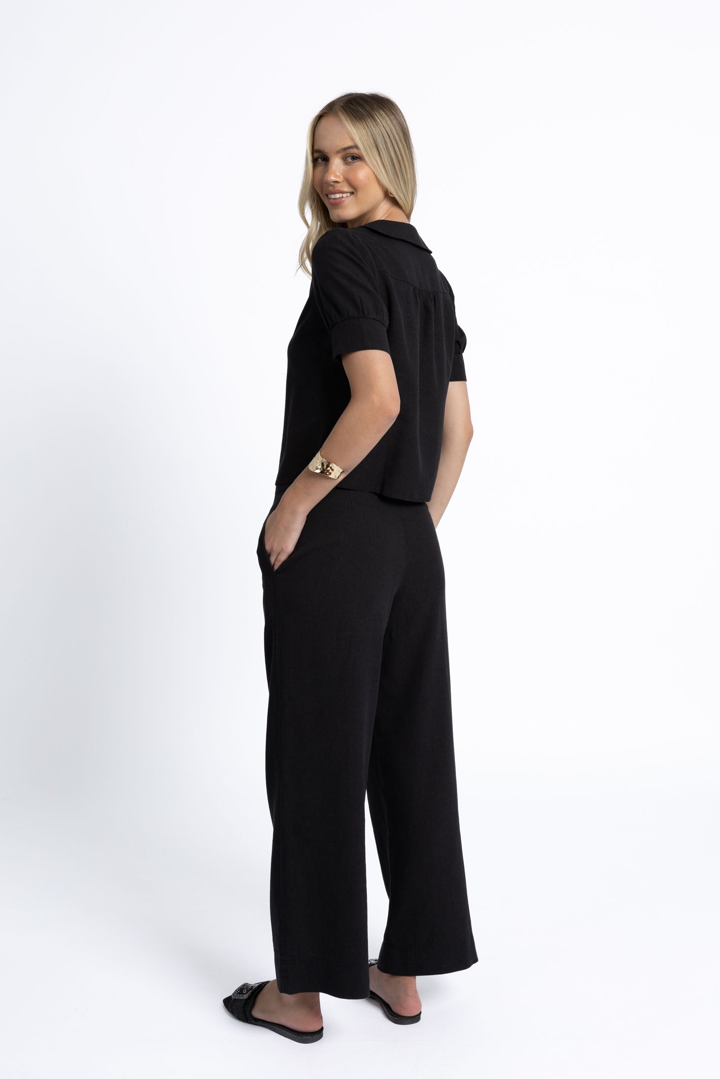 Humidity Peta Shirt - Black