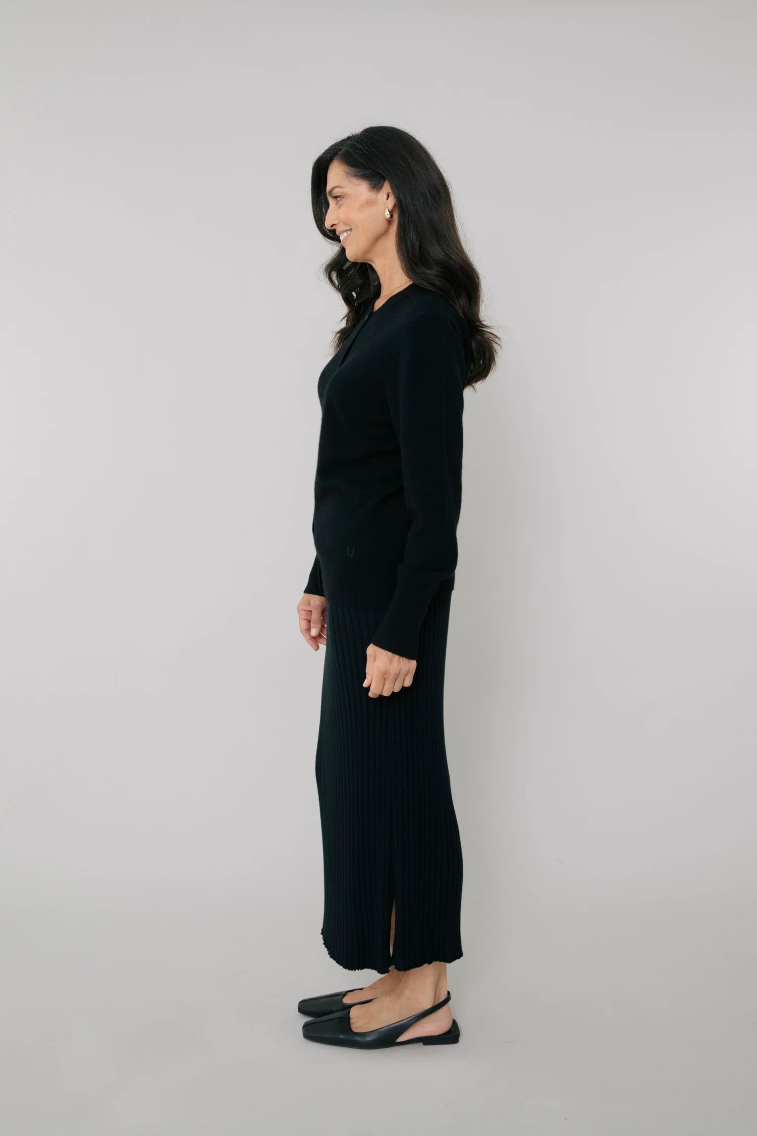 Marlow Cashmere Classic Cardigan - Obsidian
