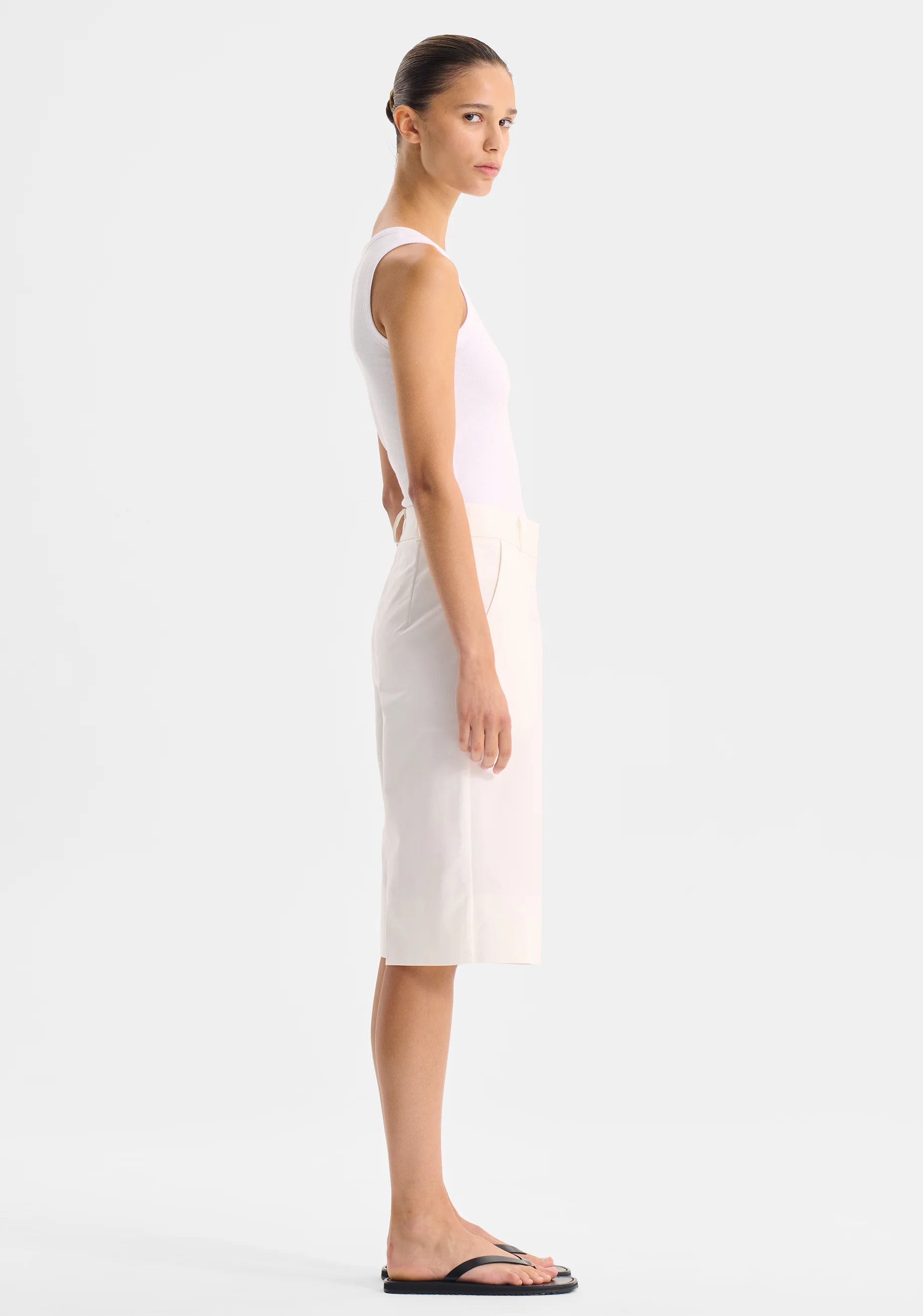 Elliot Bermuda Short - White