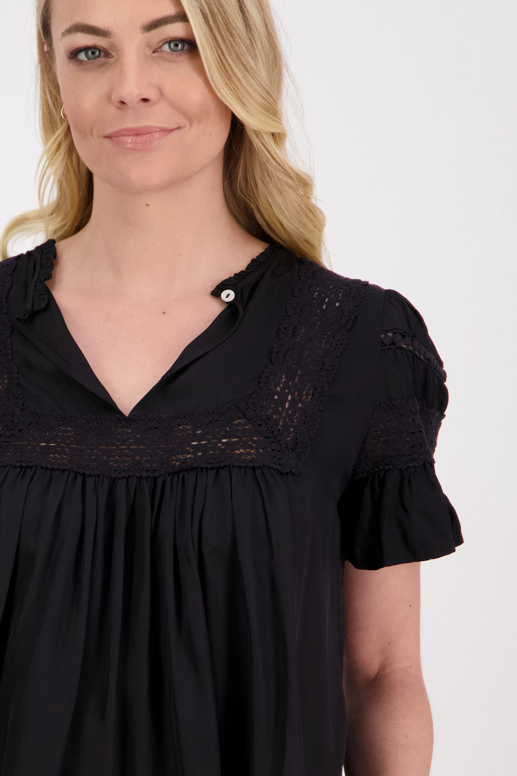 Briarwood Perkins Top - Black