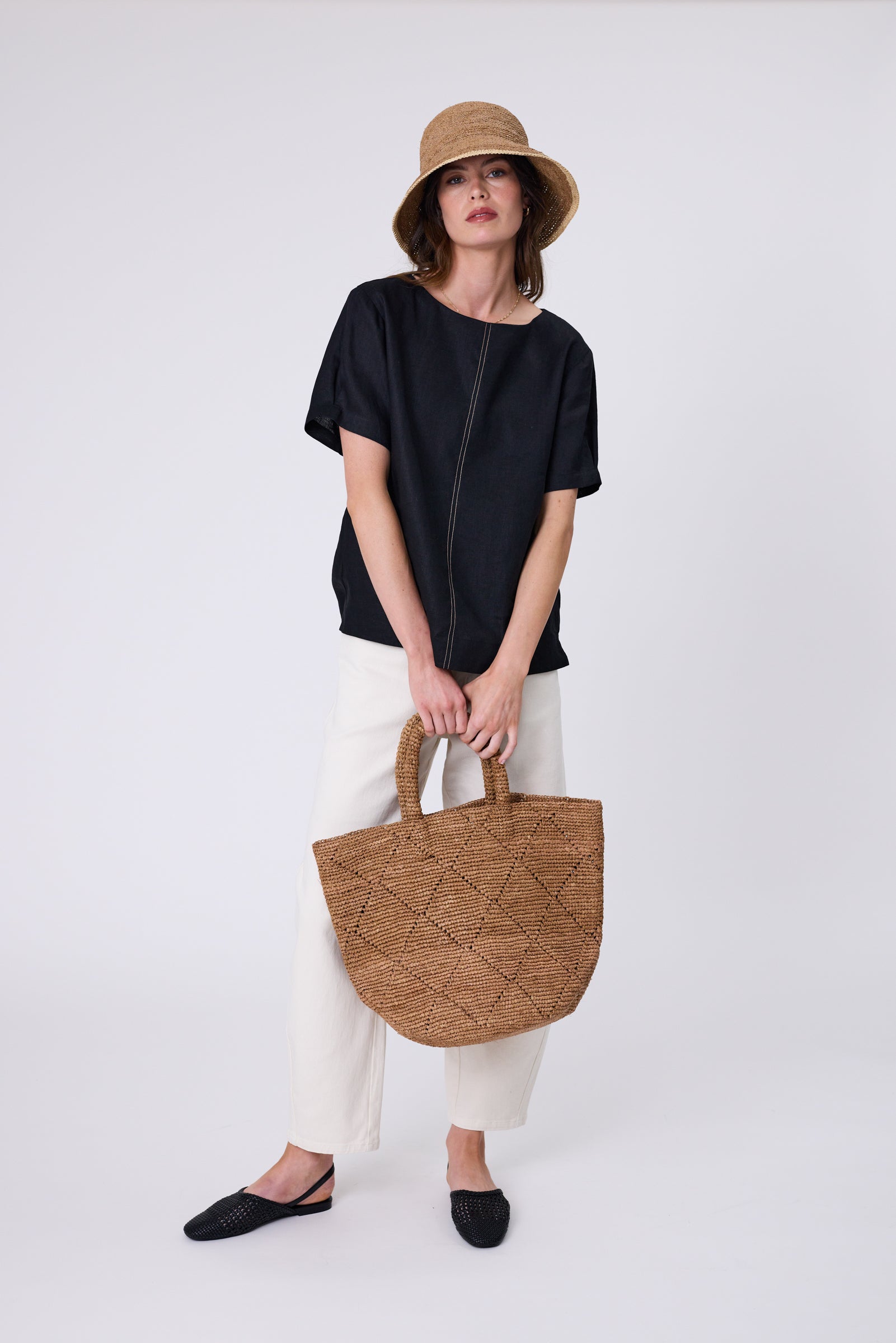 Sable Linen Top - Black