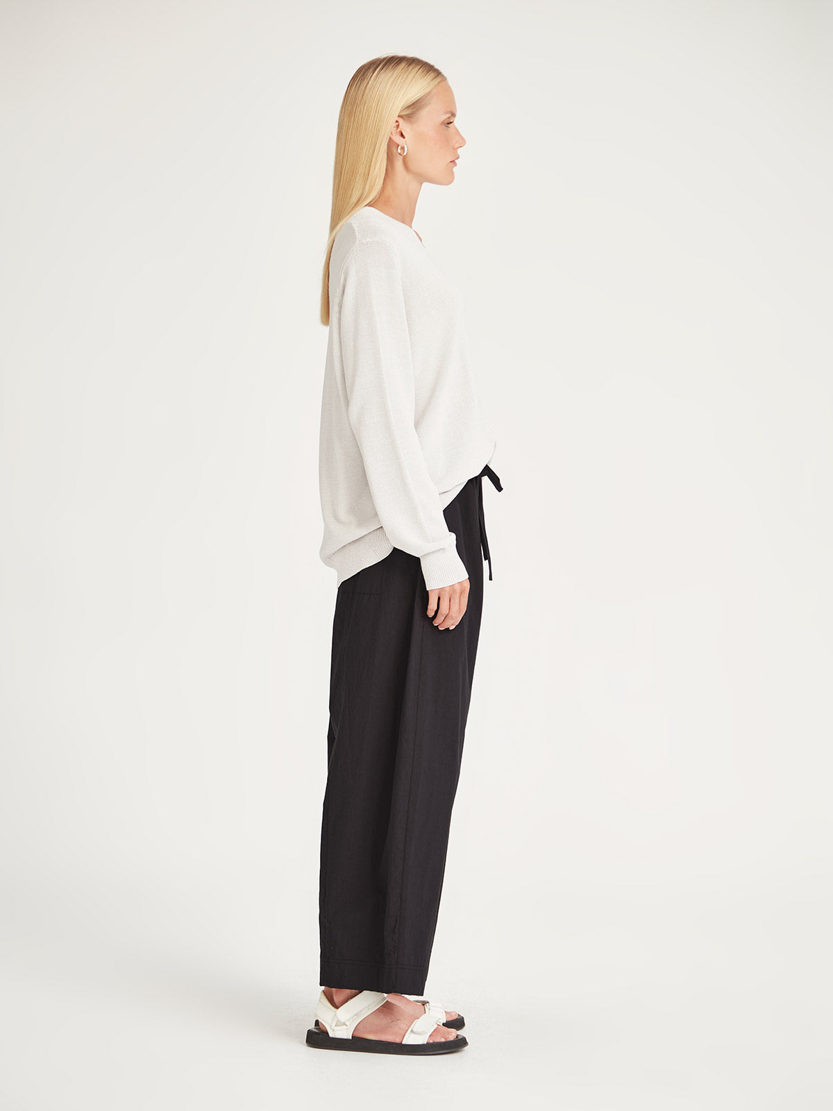 Carnival V Neck Sweater - Pumice