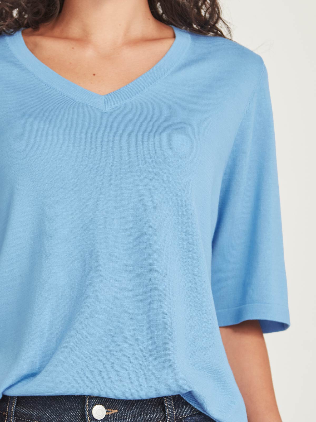 Sills Vera V-Knit Tee - Sky Blue