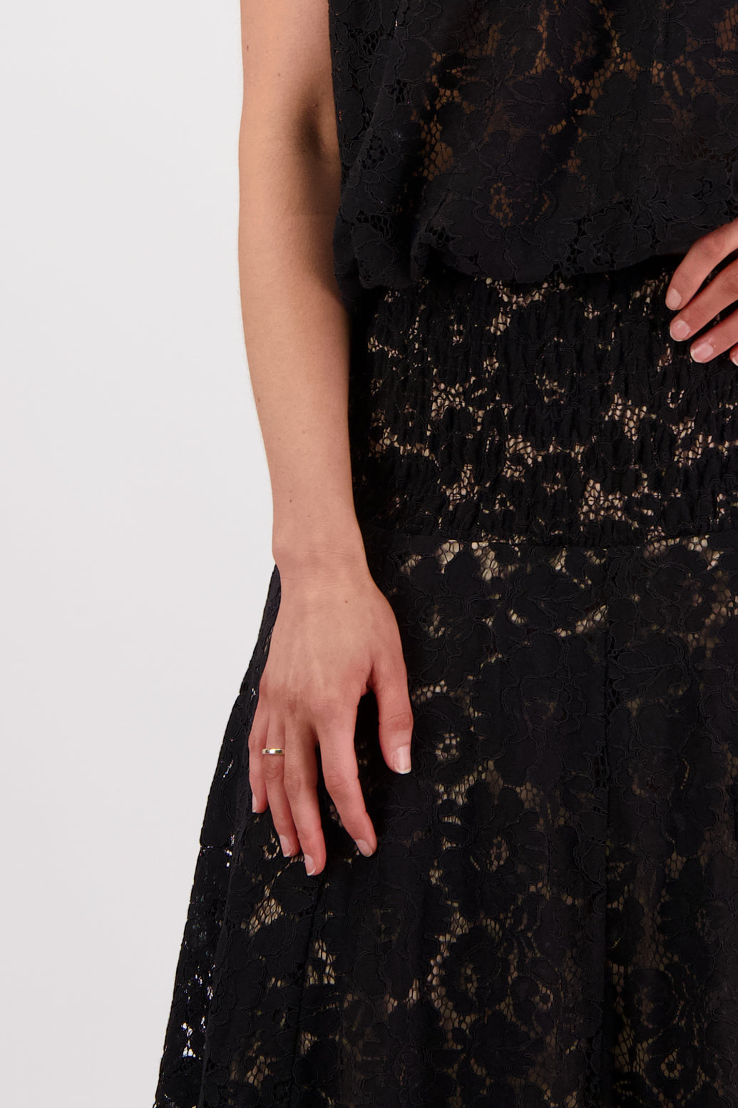 Briarwood Sparkle Lace Skirt - Black