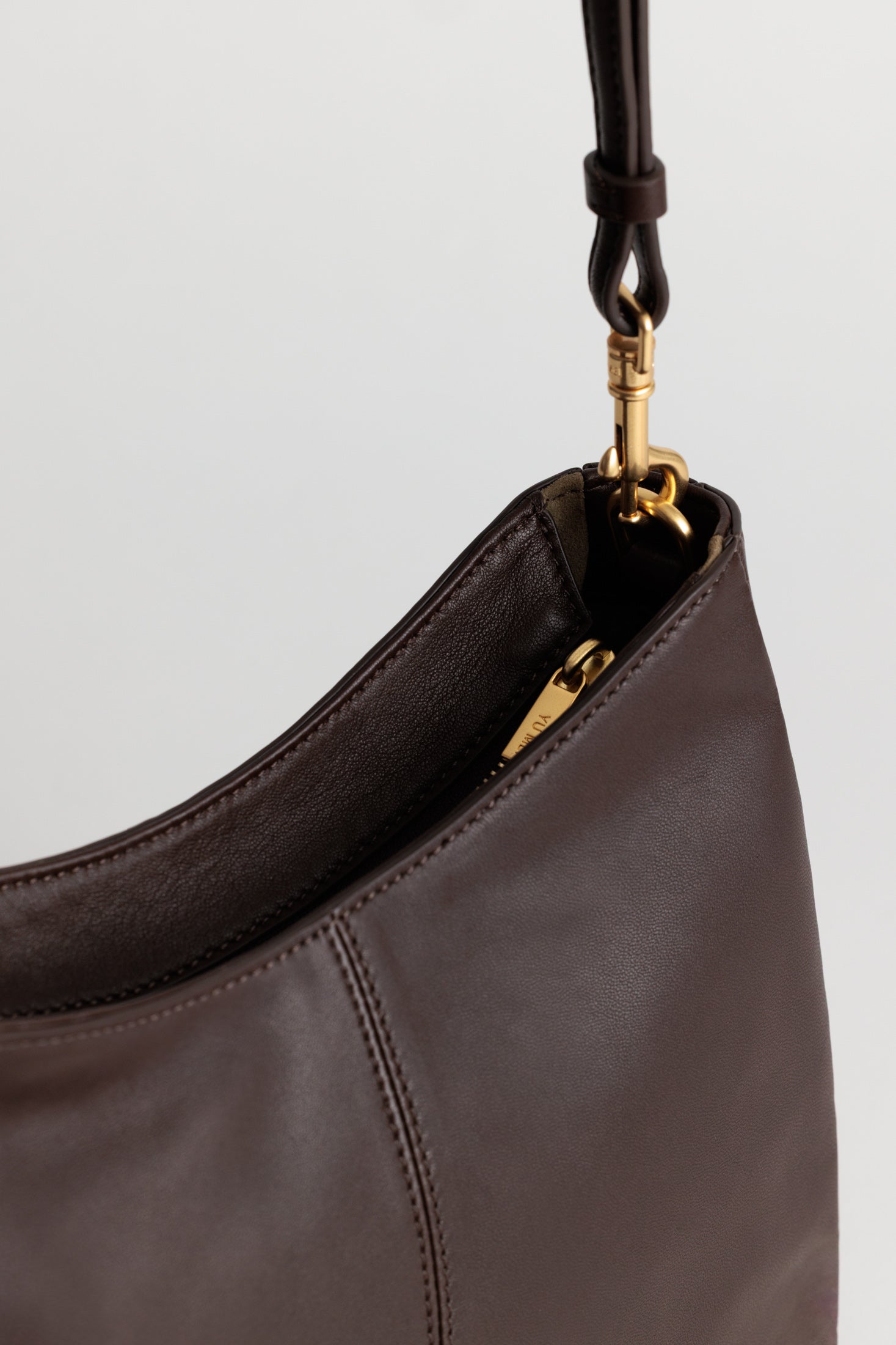 Joan Bag - Molasses Deer Nappa