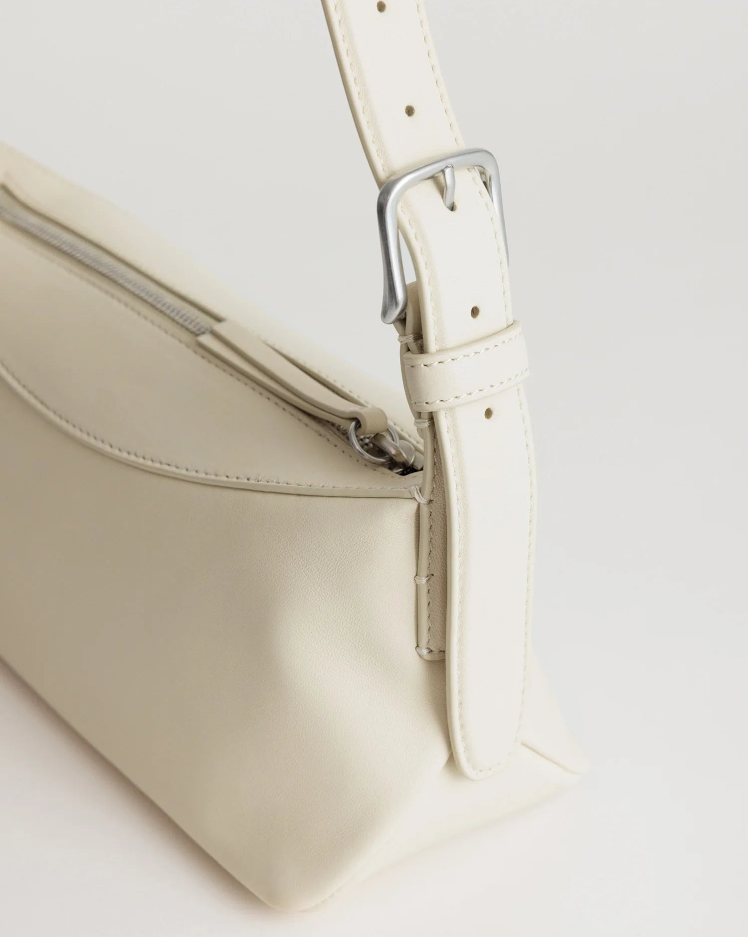 Bobby Bag - Cream Lambskin