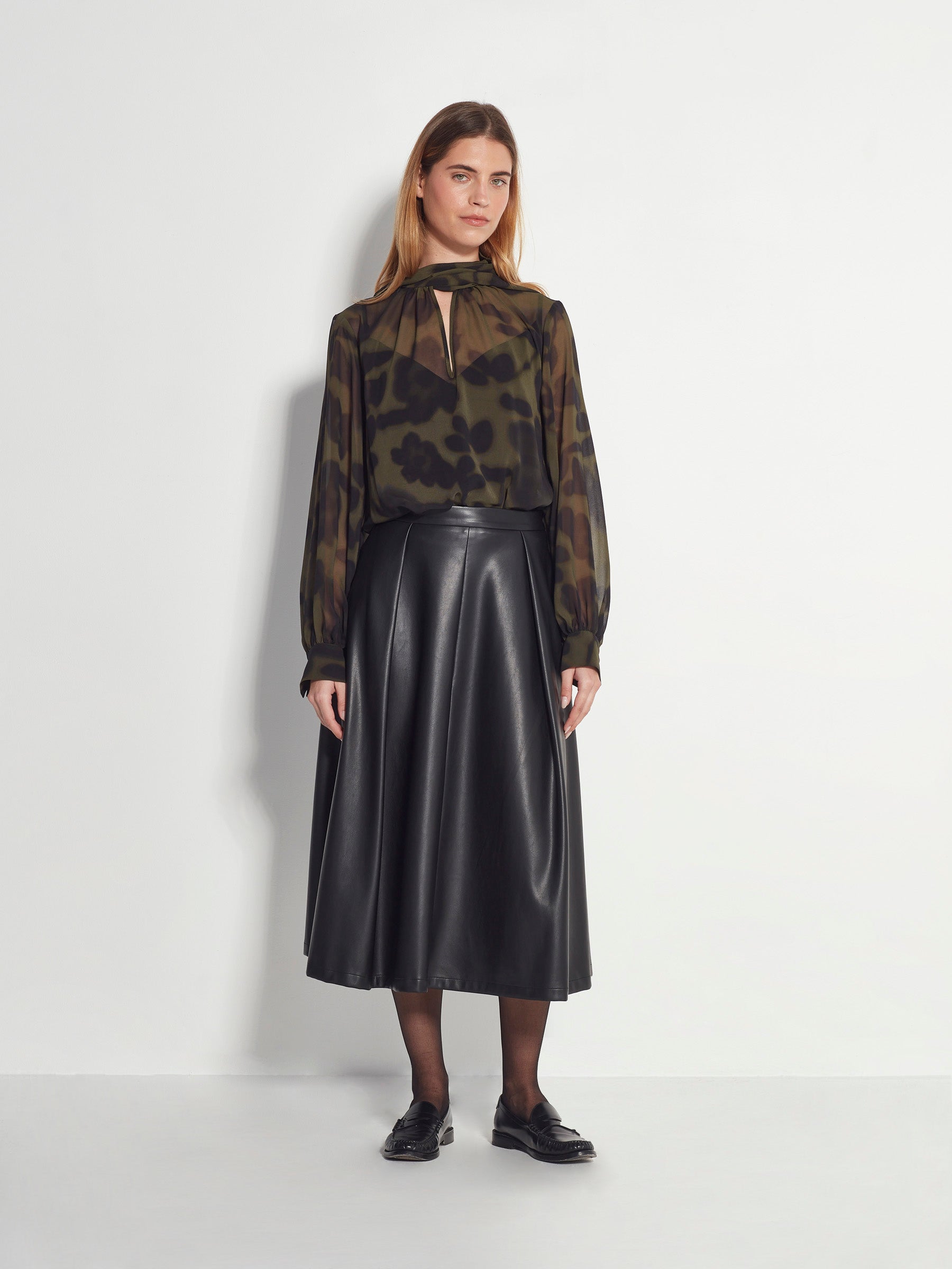 Juliette Hogan Coco Shirt - Midnight Floral